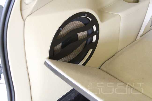 Новая аудиосистема Toyota Highlander на базе Pioneer AVH-Z5000BT