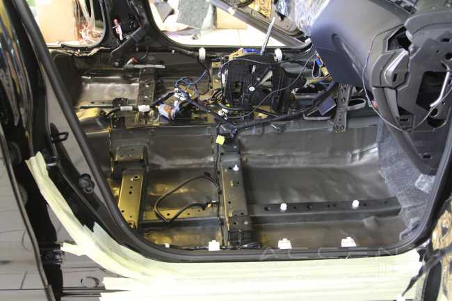 Nissan Qashqai J11 полный фарш. Самая навороченная инсталляция 2018 года!