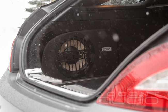 Идеально штатно, но не Harman: бюджетное решение для меломана в MB CLS