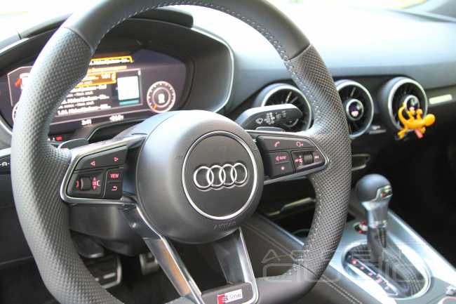 Желтый гром: Модернизация аудиосистемы в новом Audi TT quattro