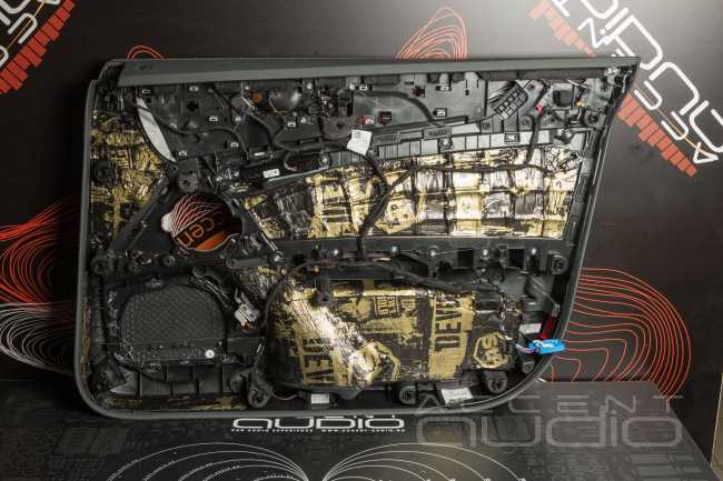 Серьезные сложности и их красивые решения: великолепный звук в Audi A7