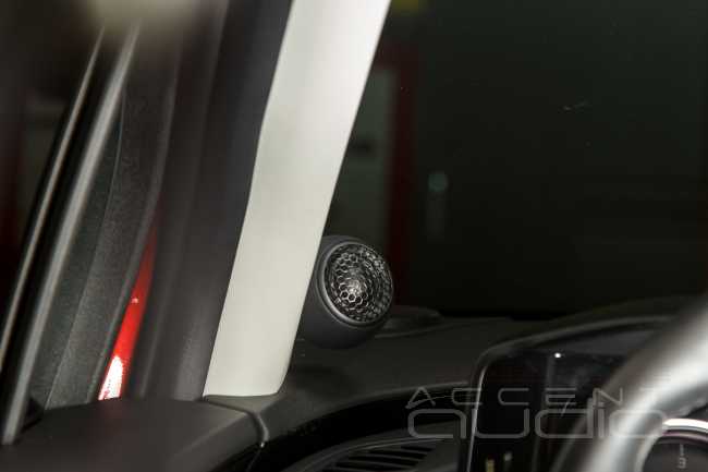 Аудиосистема в новом Kia Carnival: новинки, решения, инновации