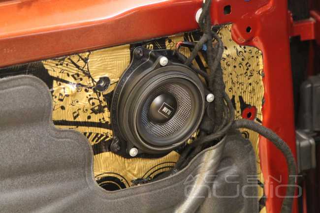 Быстро звук! BLAM в BMW X1 за один день.