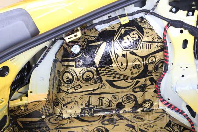 Желтый гром: Модернизация аудиосистемы в новом Audi TT quattro