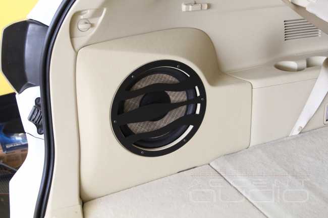 Новая аудиосистема Toyota Highlander на базе Pioneer AVH-Z5000BT