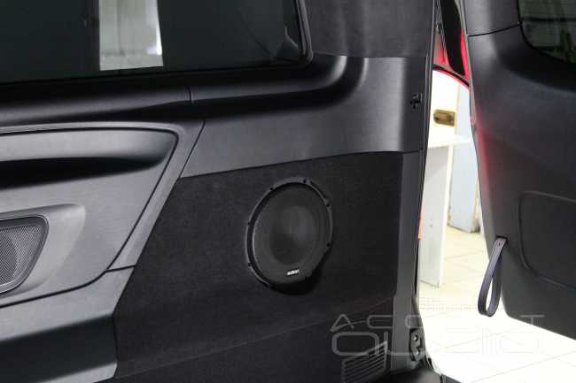 В Испанию с комфортом на Mercedes-Benz Vito Tourer W447 !