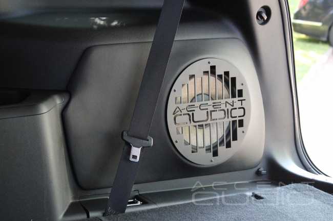 Ford Explorer 2019 – отличная машина, а звучание аудиосистемы мы исправим