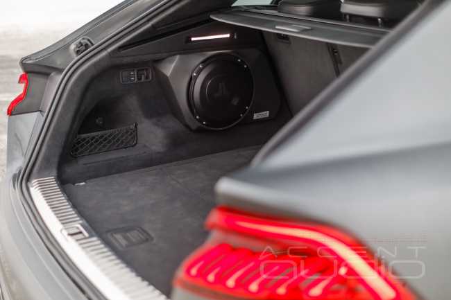 Hi-End аудиосистема для Audi Q8