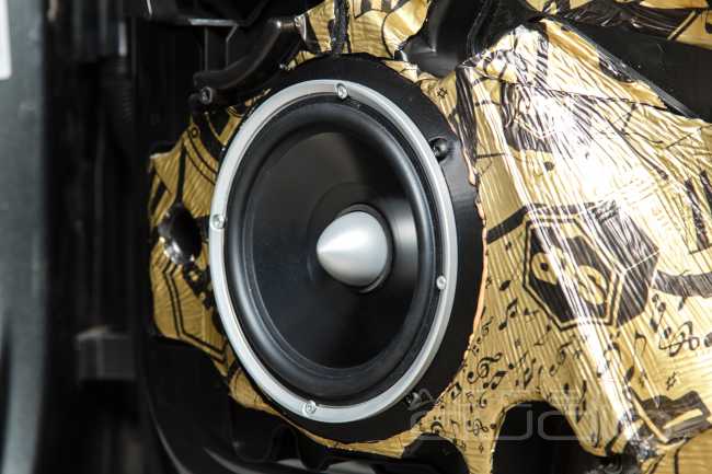 Hi-End аудиосистема для Audi Q8