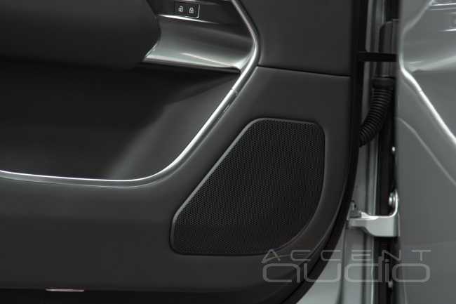 Не бюджетное решение: замена Meridian на аудиосистему в новом Range Rover