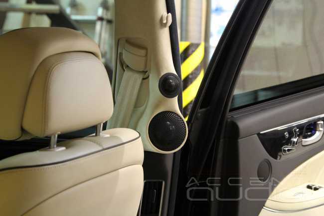 Роскошь звука для задних пассажиров Hyundai Genesis