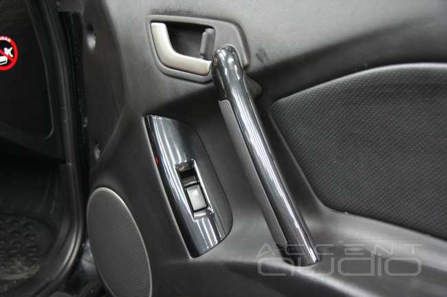 AV-центр камера заднего вида в Hyundai Coupe NEW