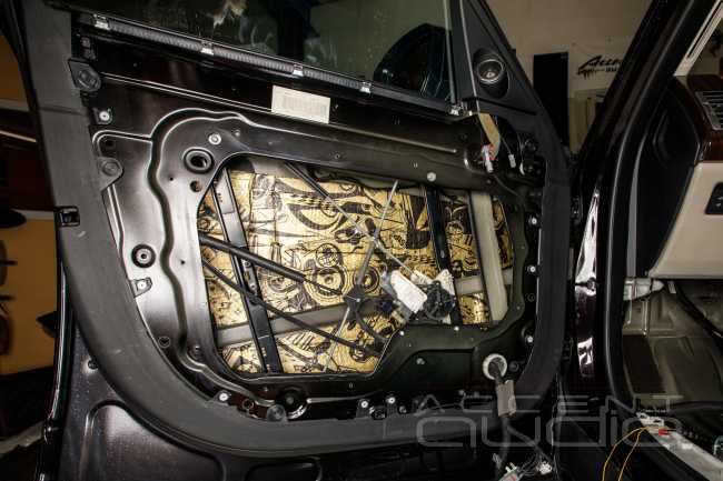 Hi-End аудиосистема в Range Rover Autobiography