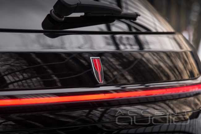 Как сделать звучание системы Hongqi HS3 приятным ?