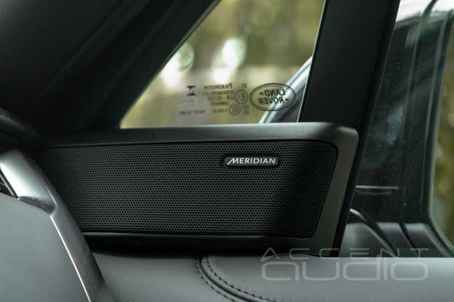 Не бюджетное решение: замена Meridian на аудиосистему в новом Range Rover