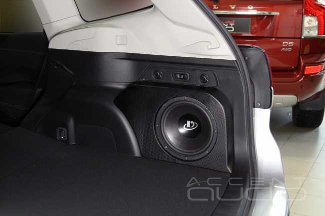 Серьезный звук в новом Subaru Forester