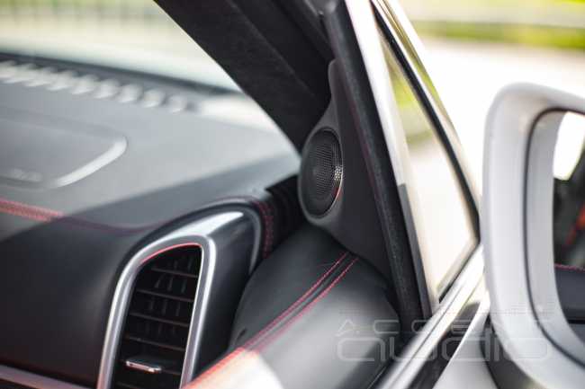 Цифровой Hi-End для Porsche Cayenne