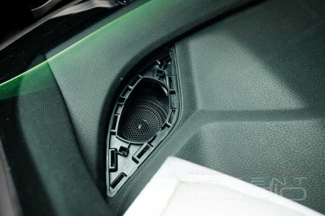 Новый звук в новый Audi Q5 – ярко, стильно, громко !