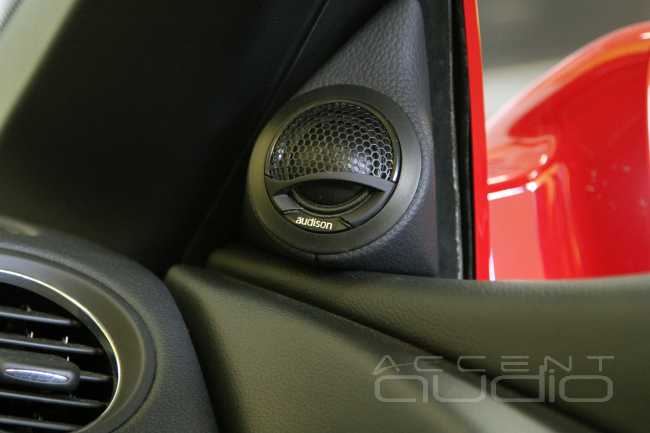Отбрасывая все лишнее от HarmanKardon: новый звук Audison в Mercedes-Benz SL350