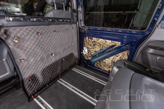 Alpine и Helix – всё, что нужно для мягкого и живого звука в Mercedes-Benz Vito W447