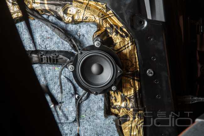 Новому BMW X5 - новый звук !