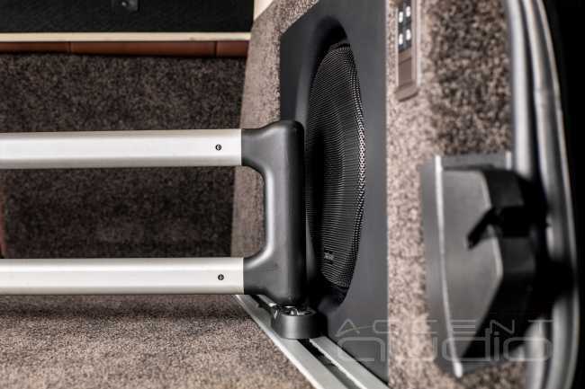 Hi-End аудиосистема в Range Rover Autobiography