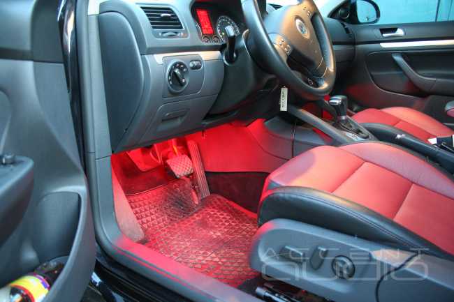 Аудиоинсталляция VOLKSWAGEN JETTA NEW !!!