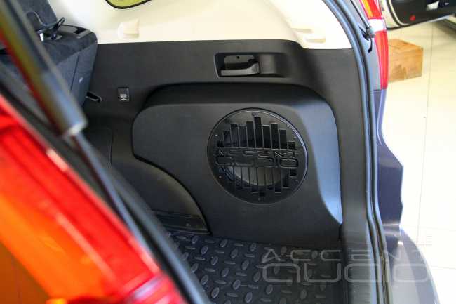 Итальянская затея в японском автомобиле – аудиосистема в Honda CRV на компонентах Audison и Mosconi