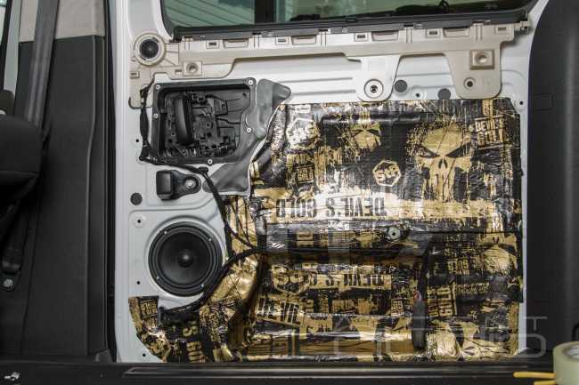 Вдаль с комфортом, звуком и стилем: автозвук и тюнинг Opel Zafira Life