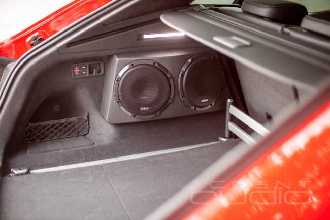 Hi-End аудиосистема для Audi Q8 и как на ней сэкономить