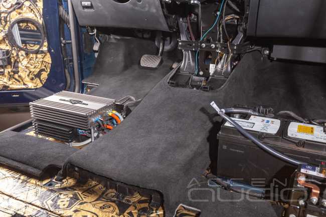 Alpine и Helix – всё, что нужно для мягкого и живого звука в Mercedes-Benz Vito W447