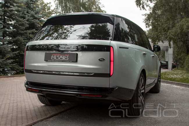 Не бюджетное решение: замена Meridian на аудиосистему в новом Range Rover