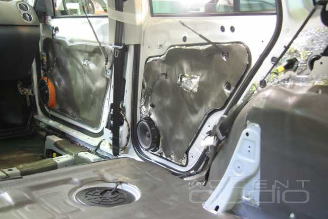 Полная шумоизоляция Volkswagen Tiguan