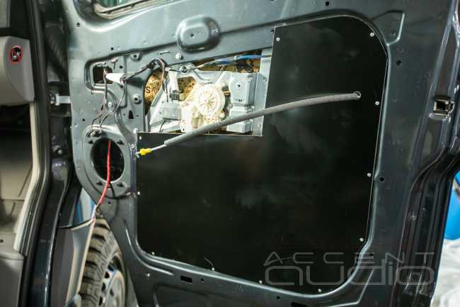 Звук для Mercedes-Benz Sprinter CS-Reisemobile