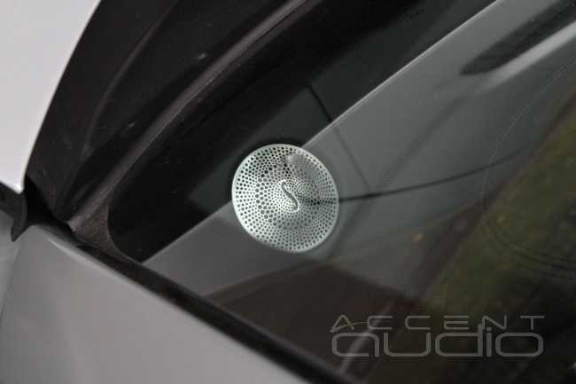 Burmester отправляем на полку – устанавливаем настоящую аудиосистему в спортивный Mercedes-Benz GT