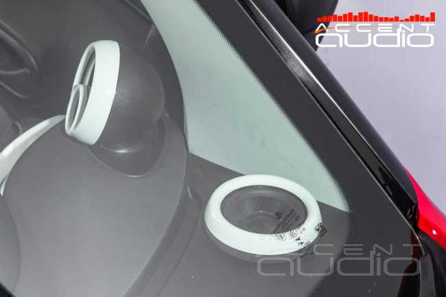 Дешево, эффективно и эффектно – настоящий автозвук для Smart Fortwo
