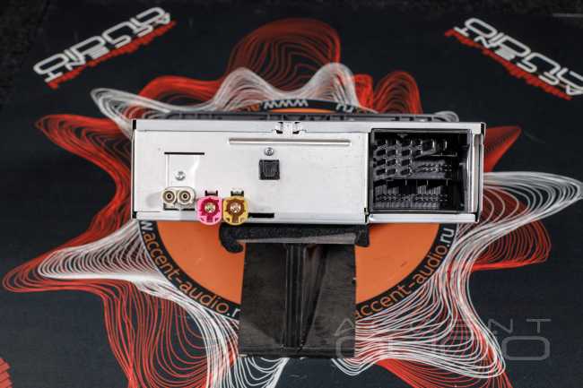 Новый звук в новый Audi Q5 – ярко, стильно, громко !