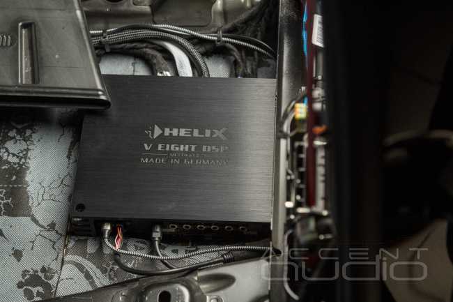 Бешеная табуретка со звуком: чёткий кач в новом Mercedes A 45