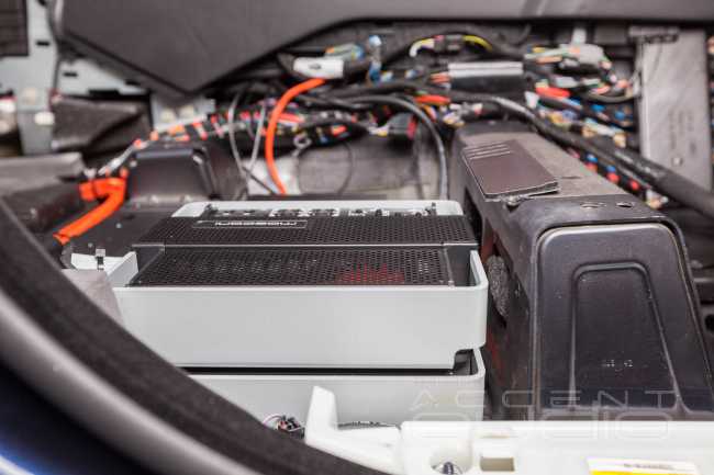 Hi-End штатно: аудиосистема премиум класса вместо Meridian