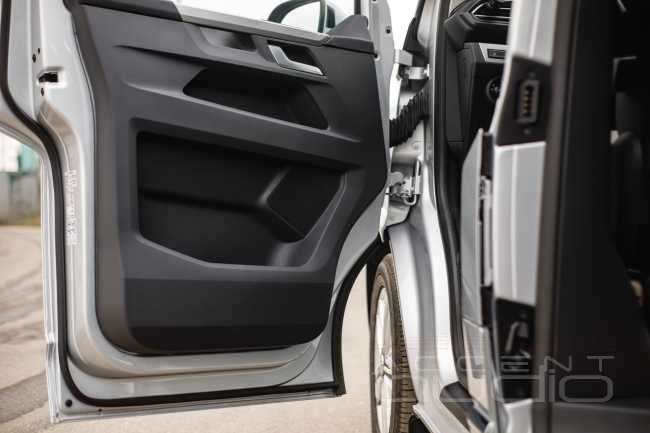 Глубокая интеграция: решения по звуку и мультимедиа для нового Volkswagen Multivan