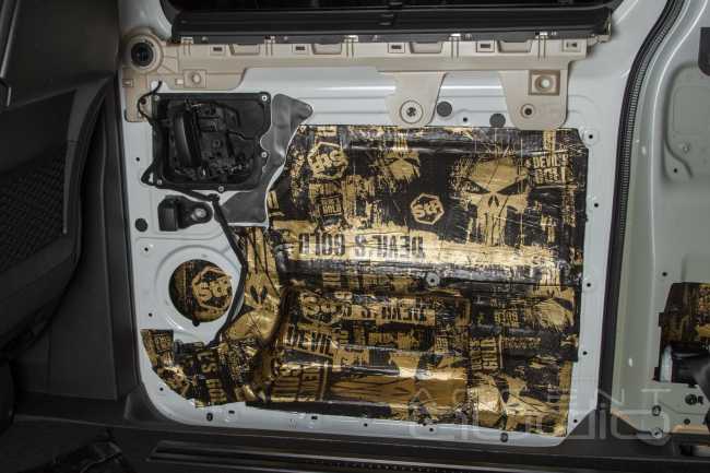 Вдаль с комфортом, звуком и стилем: автозвук и тюнинг Opel Zafira Life