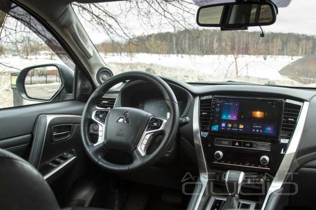 Нескромный звук в скромном Mitsubishi Pajero Sport 