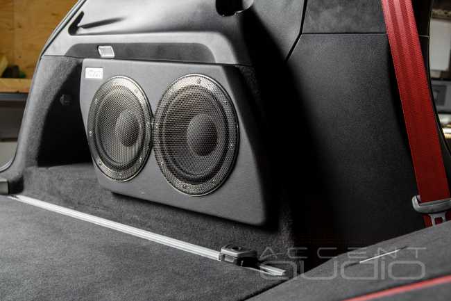 Смена принципов: премиальная аудиосистема Audiotec-Fischer для нового Porsche Cayenne Turbo