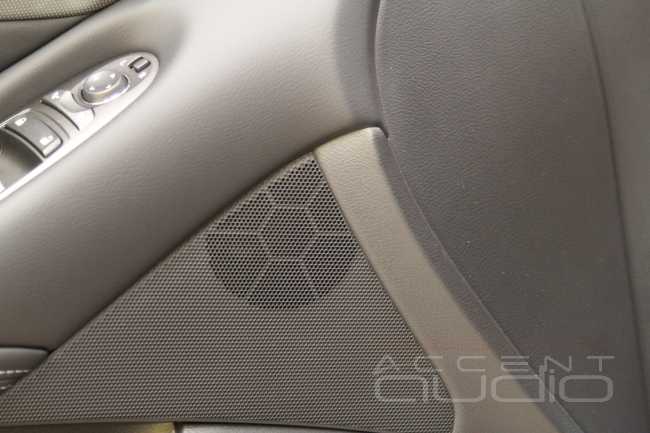 Замена пародии от Bose на настоящую аудиосистему в Infiniti Q50