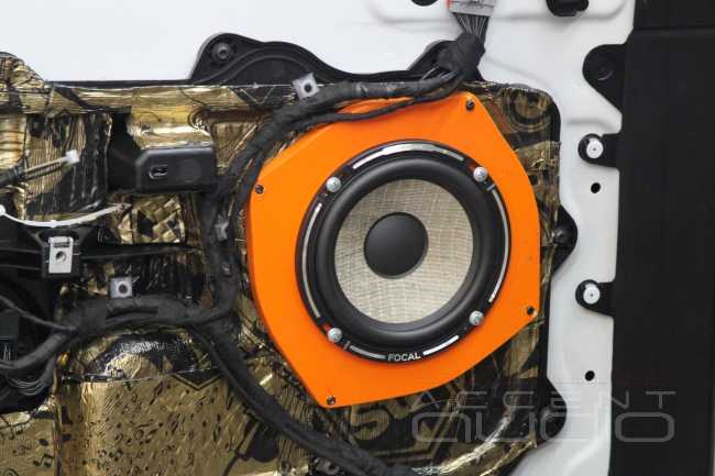 Аудиосистема в новом Range Rover Sport: как это может быть ?