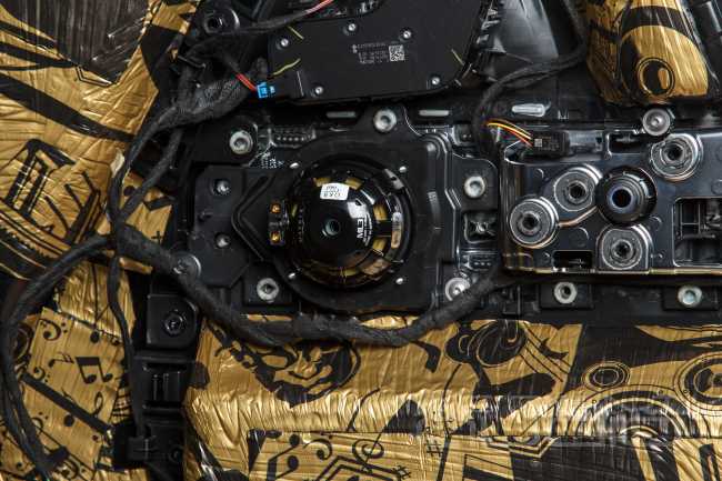 Дайте реальный G-Класс: модернизация аудиосистемы Burmester до настоящего звучания !