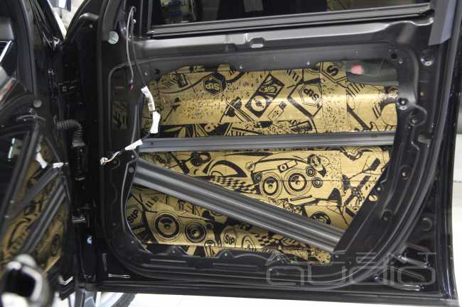 Morcheeba: как мы видим правильный звук под правильный рэп в Mercedes GLS