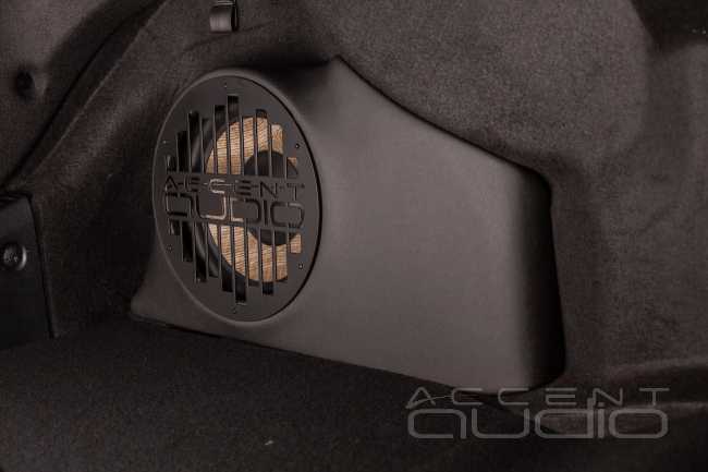 Бюджетно – значит отлично: новый звук в Mercedes-Benz W205