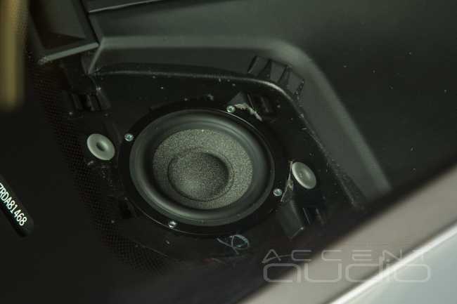 Как сделать звучание аудиосистемы Porsche Panamera роскошным