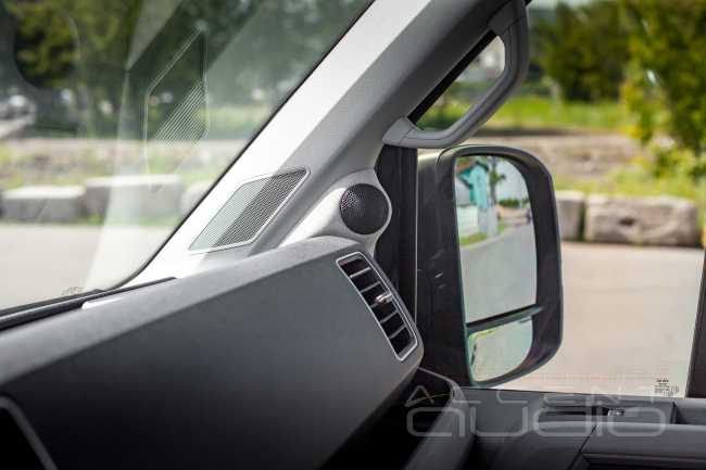 Тяжелая артиллерия: премиальный звук в Volkswagen Crafter